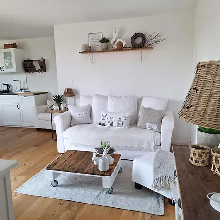 Filipponi's Traeumli Apartament *